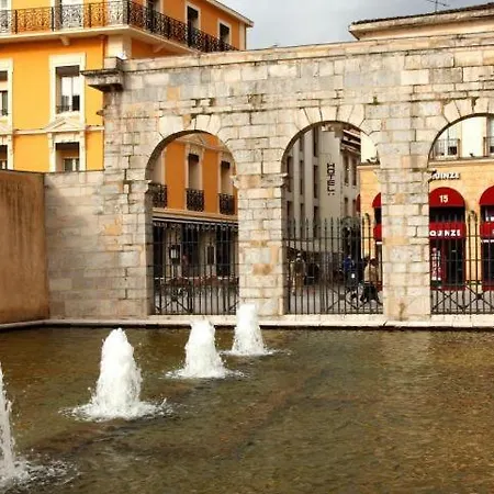 Apartment Les Instants De - Au Coeur Des Thermes